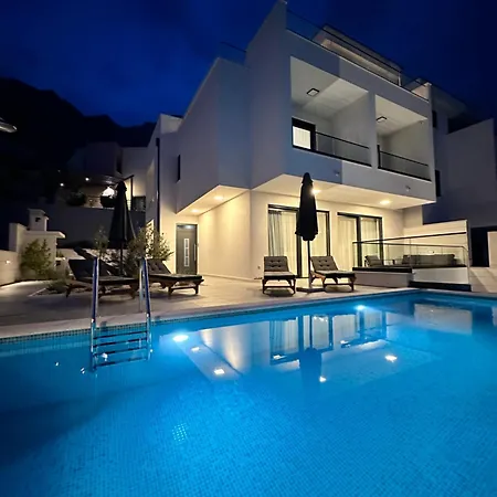 White Stone Vila